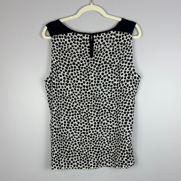Ann Taylor LOFT Casual Chic Black & White Patterned Sleeveless Large Blouse - Picture 9 of 10